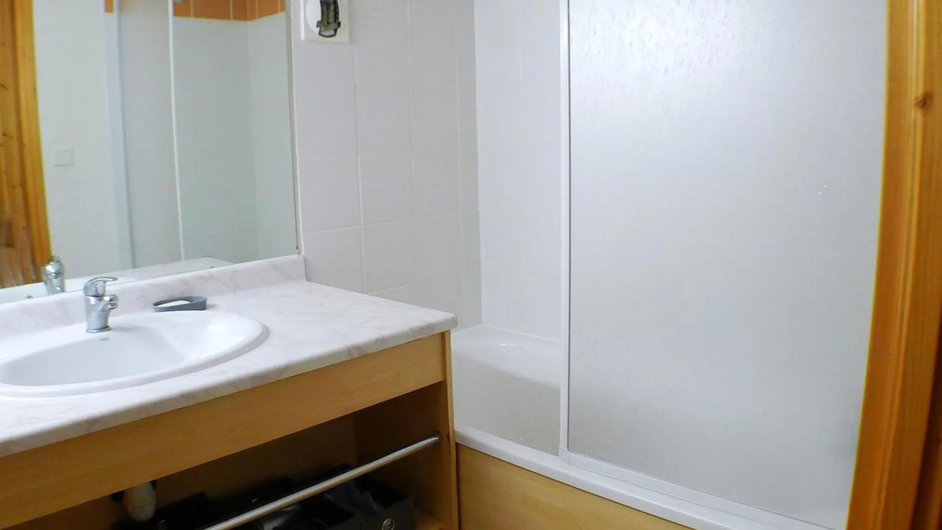 Appartement Cosy Avec Piscine, Balcon Et Parking - Fr-1-629-124 Samoëns 0*,