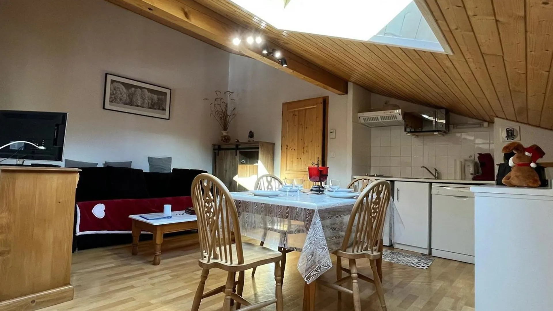 Appartement Cosy Avec Piscine, Balcon Et Parking - Fr-1-629-124 Samoëns Frankrike